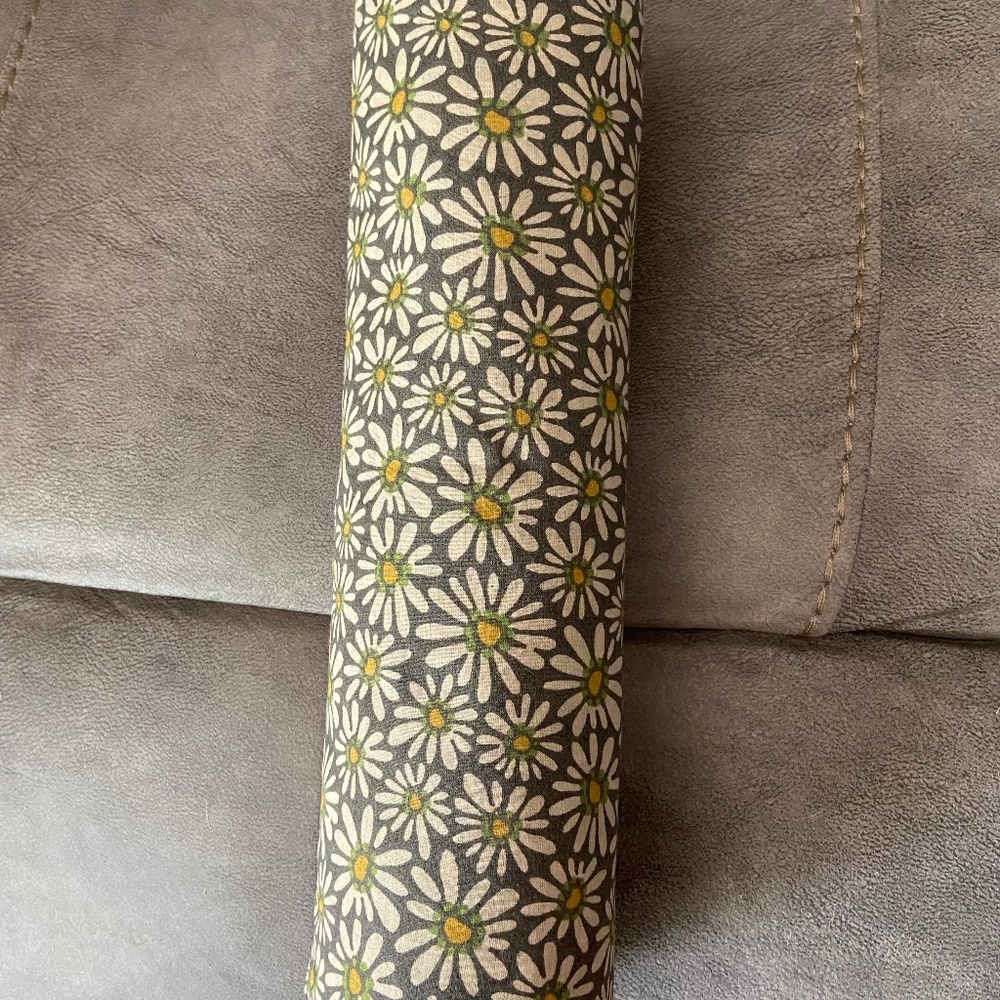 NATURAL LIFE Queen Flat Sheet Onyx Daisy NWOT